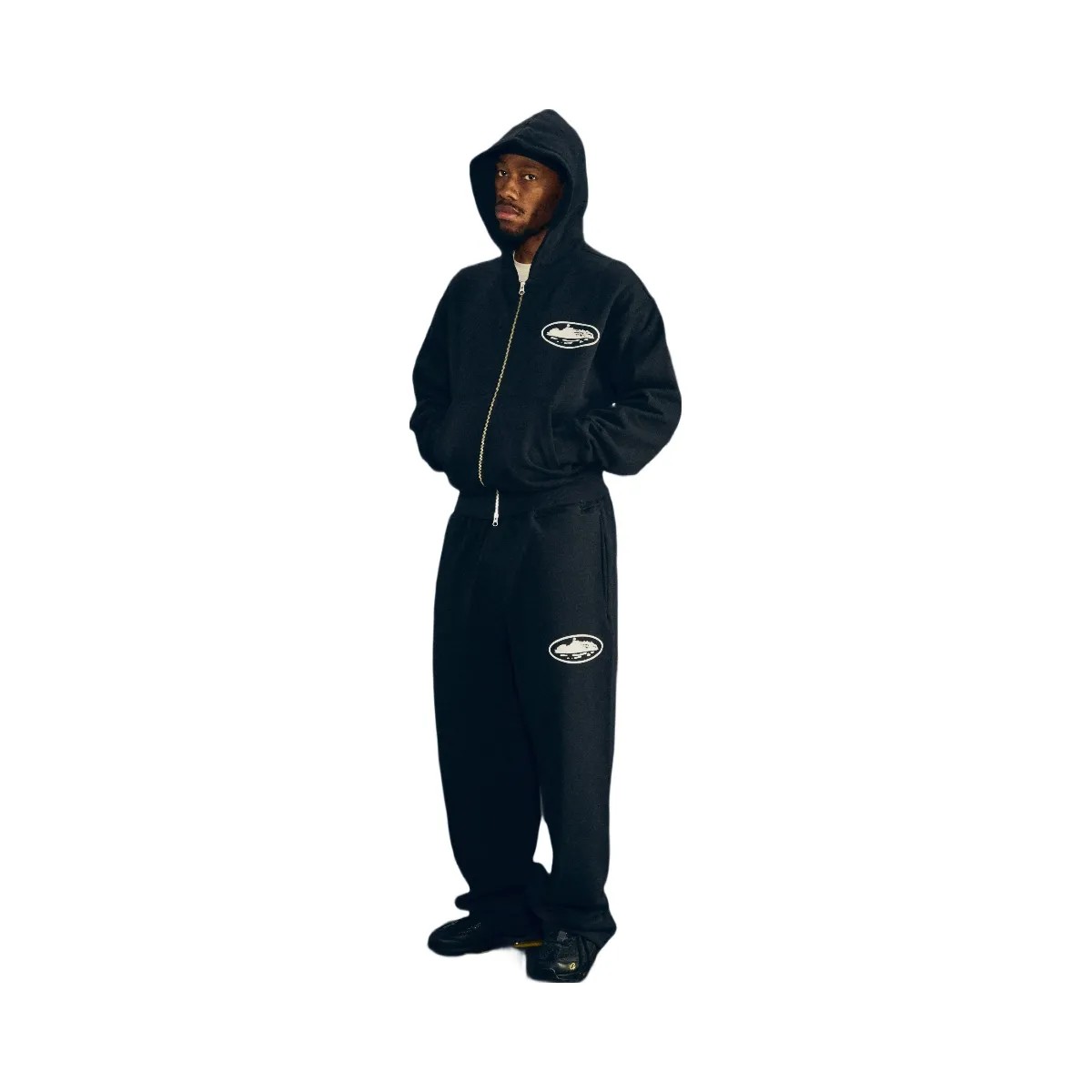 Corteiz Island Puff Print Zip Hoodie Black - HypeFly India View 4