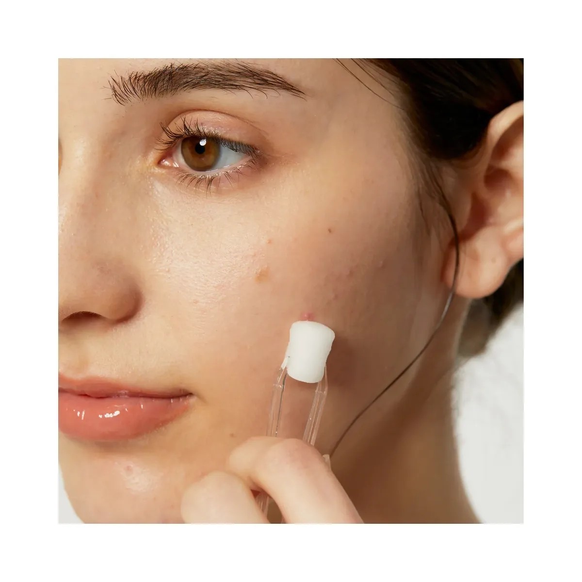 COSRX The AHA 2 BHA 2 Blemish Treatment Serum - HypeFly India View 4
