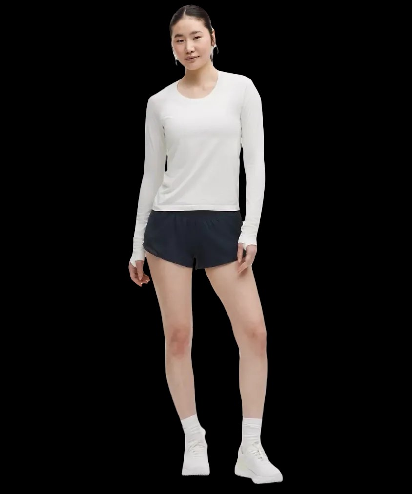 Lululemon Hotty Hot Low-Rise Lined Short 2.5" True Navy - HypeFly India View 2