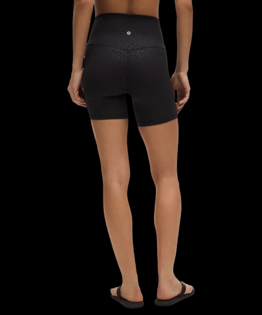Lululemon Align™ High-Rise Short 6" Leopard Daisy Emboss Black - HypeFly India View 3