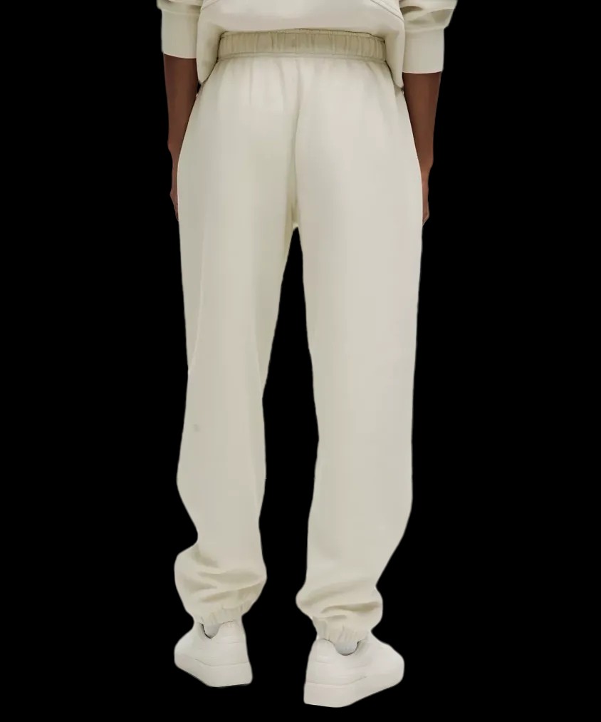 Lululemon Scuba Mid-Rise Oversized Jogger Regular Bone - HypeFly India View 3