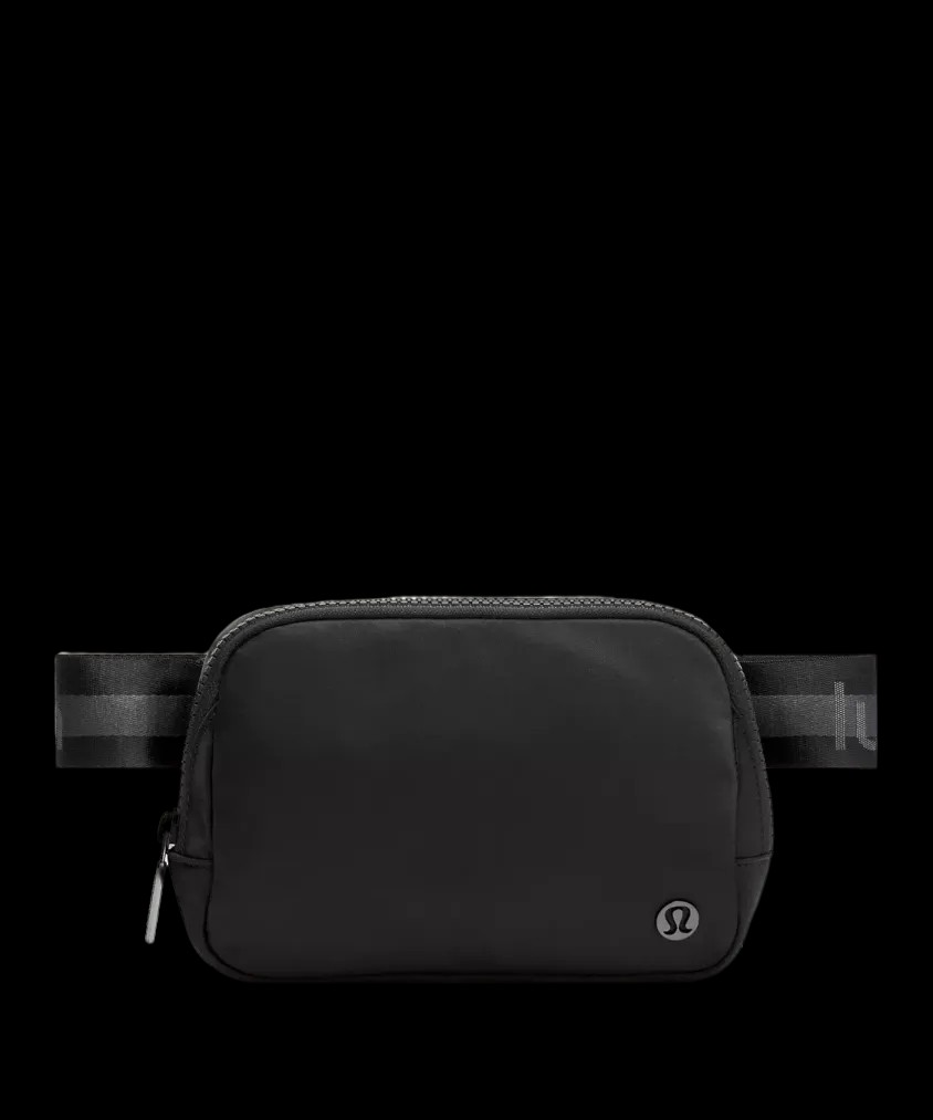 Lululemon Everywhere Belt Bag 1L Wordmark Black/Graphite Grey/Solar Grey - HypeFly India View 1