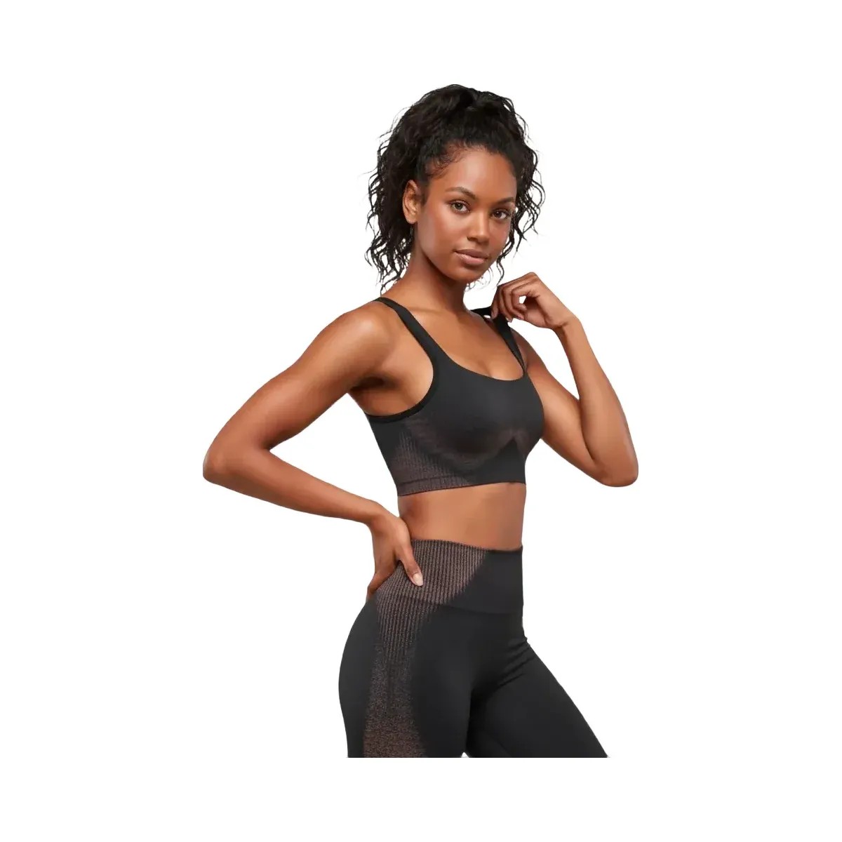 gymshark-diffuse-seamless-sports-bra-light-support-black-calm-pink