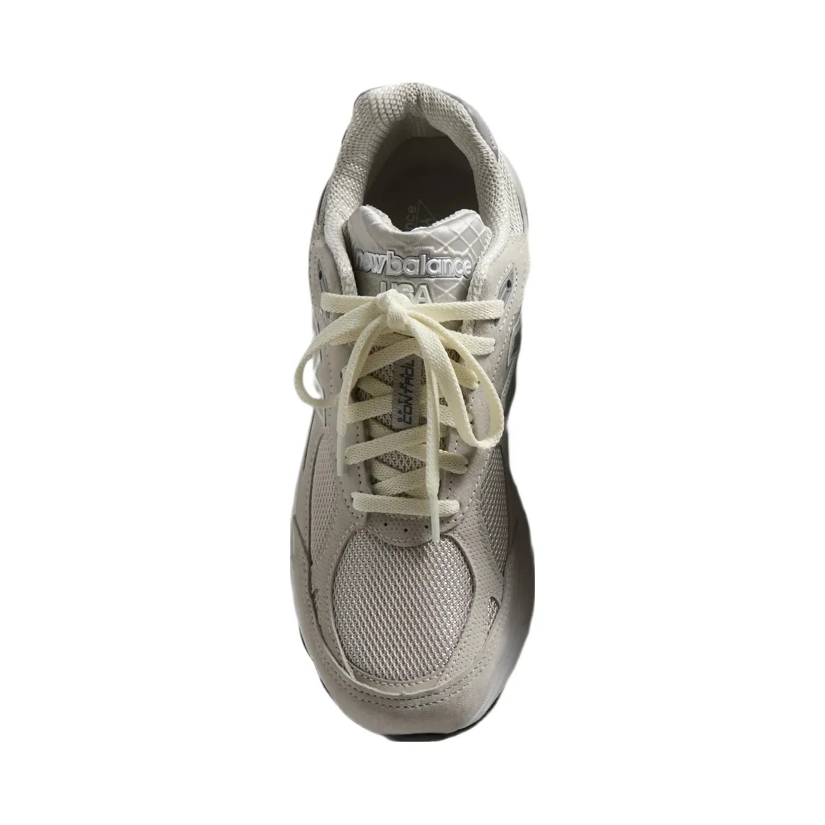 Kith x New Balance Made in USA 990v3 - Hallow - HypeFly India View 6