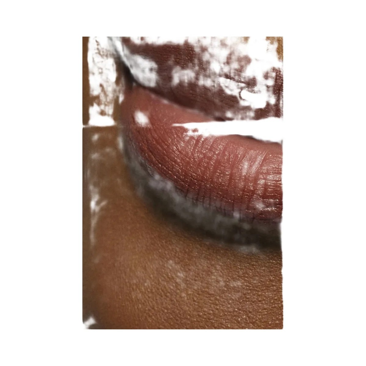 Kylie Precision Pout Lip Liner Lure - HypeFly India View 4