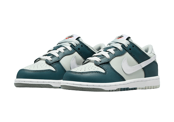 nike-dunk-low-remix-split-sprurce-FB9108-300-7-removebg-preview.png
