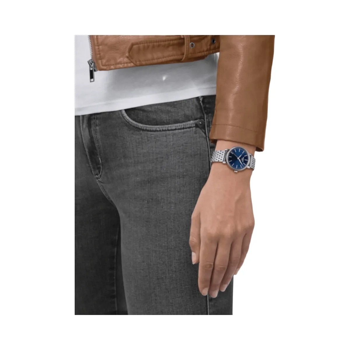 Tissot Everytime Unisex Quartz Blue Dial Analog Stainless steel Watch T1432101104100 - HypeFly India View 3