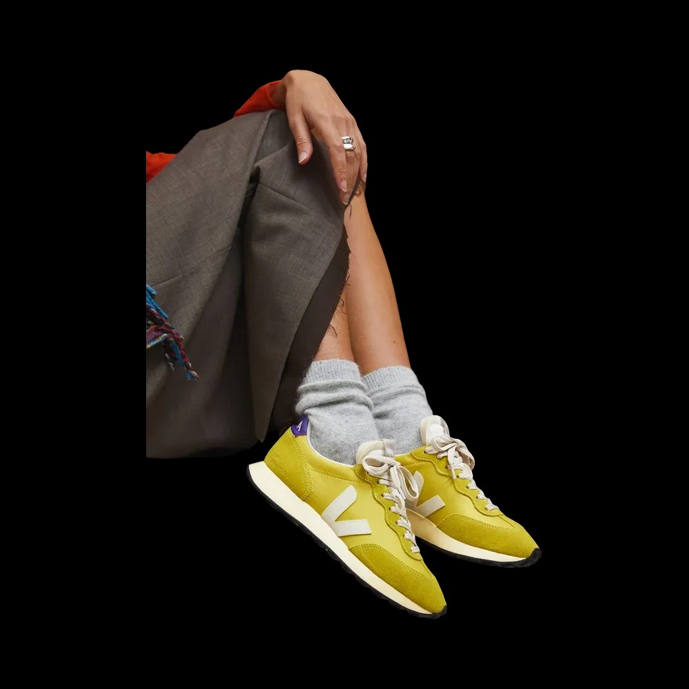 Veja Rio Branco II Lite Nolyn Liquor Pierre Purple - HypeFly India View 6