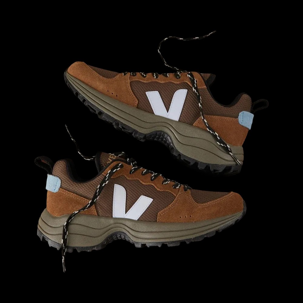 Veja Venturi II Alveomesh Eagle Swan - HypeFly India View 4