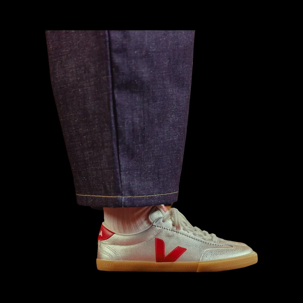 Veja Volley Leather Silver Pepper - HypeFly India View 4