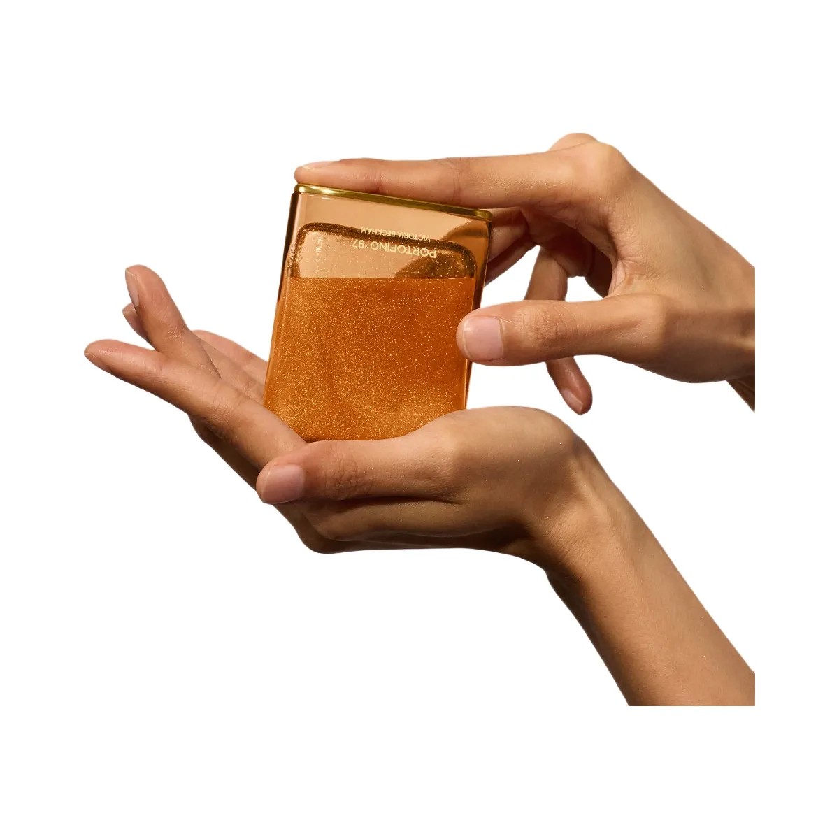 Victoria Beckham Portofino '97 Golden Shimmer Body Oil - HypeFly India View 5