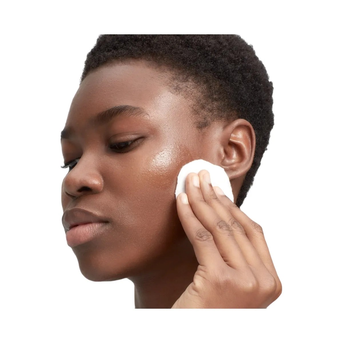 Victoria Beckham Travel Size Daily Cleansing Protocol - HypeFly India View 3