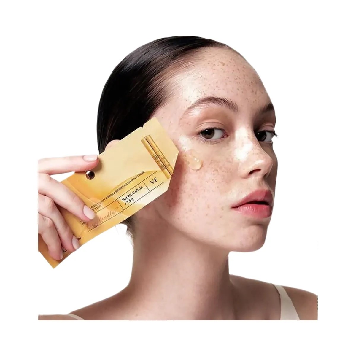 VT Cosmetics Vita-Light Reedle Shot 100 2-Step Hydrogel Mask - HypeFly India View 4